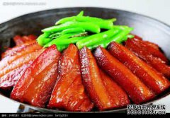 古風(fēng)古韻讓壇宗剁椒魚(yú)頭錦上添花